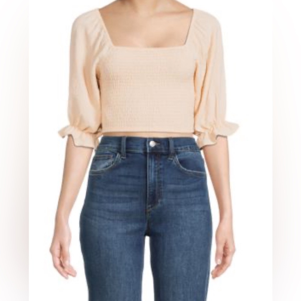 BCBGENERATION smocked‎ crop top NWOT light orange size L stretchy